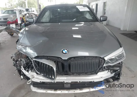 2019 BMW 540 из США, поврежденный, VIN WBAJE5C59KWW06369